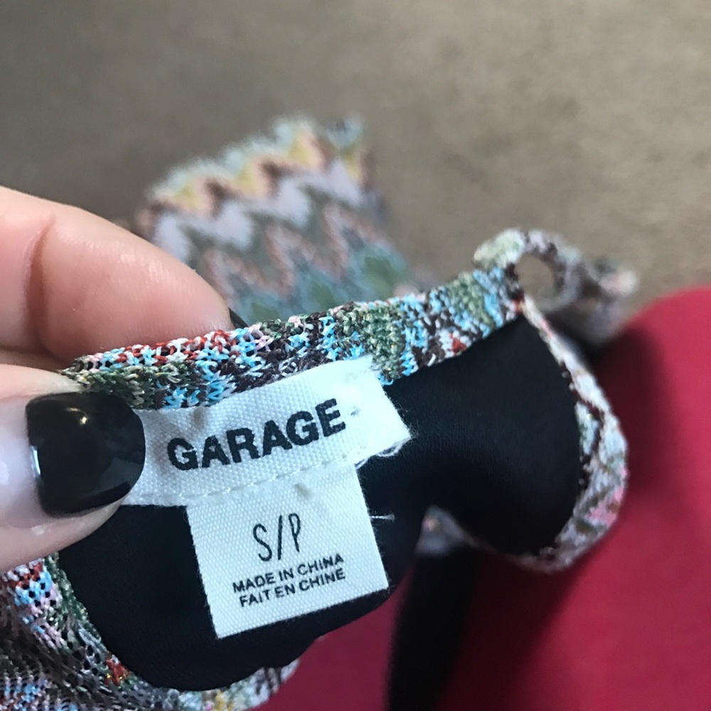 Patterned crop top - Picture 3 of 3